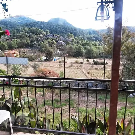 Villa Hisaroenue Villa *